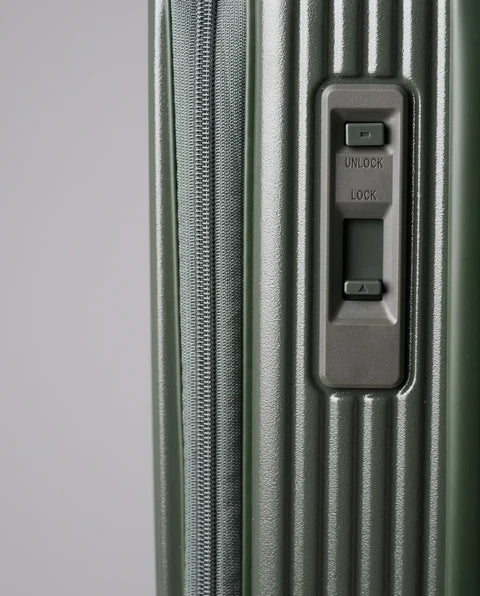 INV750DOR: Matte Khaki