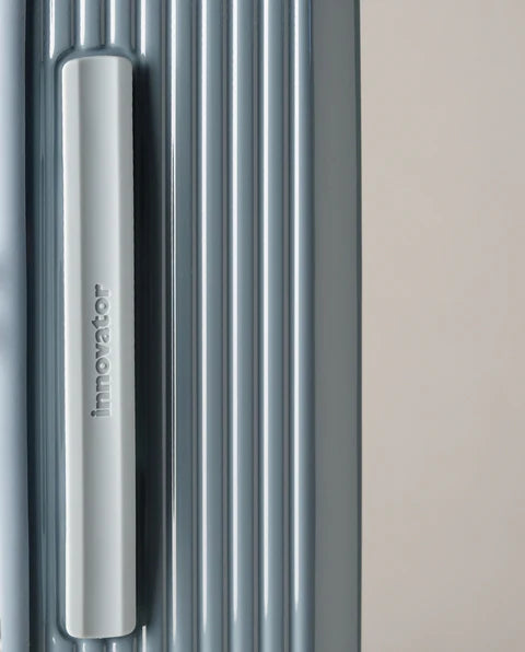 INV750DOR: Cloud Gray