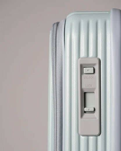 INV750DOR: Pale Blue